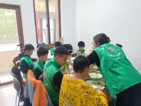 废物利用变春蚕 暨地球日活动 废物利用变春蚕 暨地球日活动