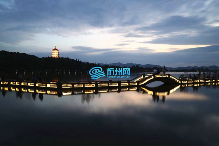 让世界读懂西湖——地方志助力西湖申遗成功