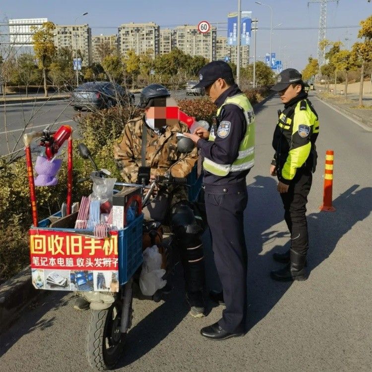 即日起 严查这五类交通违法行为 即日起 严查这五类交通违法行为