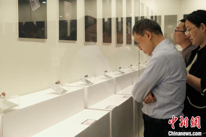百余方战国楚系玺印和封泥亮相西泠印社